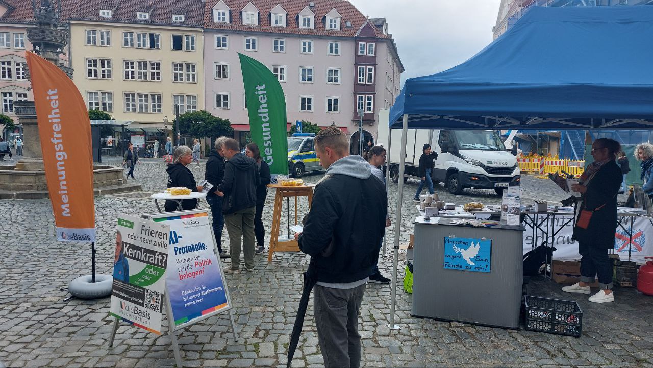 Tour 4-4 Braunschweig: Mit Partisanenliedern